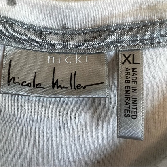 “Nicki” by Nicole Miller graphic long sleeve embellished T-shirt. - Picture 4 of 7